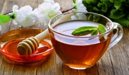 Giảm ngày 4-5kg chỉ với ly trà quế - mật ong